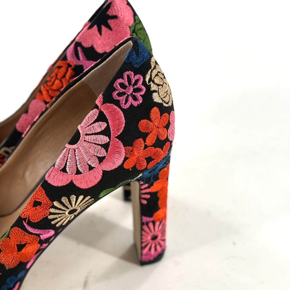 Tahari Black Floral Embroidered Platform Pumps - Picture 3 of 7